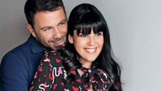 Ο Ευτύχης Μπλέτσας και η Ηλέκτρα Αστέρη νιώθουν πιο Happy Travellers από ποτέ! Το πρώτο τους ταξίδι μαζί με την νεογέννητη κόρη τους