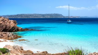 SUMMER MADNESS : O Αλέξανδρος Χριστόπουλος γιορτάζει την 1η ημέρα του καλοκαιριού στον αέρα του Best Radio 92.6