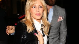Kylie Minogue: Χώρισε λίγο πριν τον γάμο: Το τρίτο πρόσωπο στη σχέση της