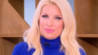 Η Ελένη Μενεγάκη στηρίζει δημόσια τη Φαίη Σκορδά: "Μπαίνω στη θέση της και δυσκολεύομαι πάρα πολύ"