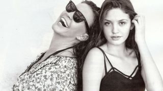 Βάνα Μπάρμπα: Φωτογραφίζεται με τη 15χρονη κόρη της