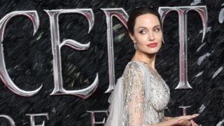 Angelina Jolie | Αυτό είναι το χειρόγραφο σημείωμα που άφησε στο ξενοδοχείο στην Ηλεία