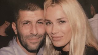 Βικτώρια Καρύδα: &quot;Τα παιδιά μου ακόμη κλαίνε για τον πατέρα τους, γράφουν γράμματα γι’ αυτόν&quot;