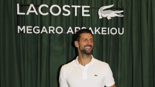 Ο GOAT και Χρυσός Ολυμπιονίκης Νόβακ Τζόκοβιτς στο νέο κατάστημα LACOSTE στο Μέγαρο Αρσακείου