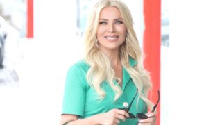 Η Κατερίνα Καινούργιου στις πρώτες φωτογραφίες με τη νέα ομάδα της εκπομπής της στα studio του Alpha