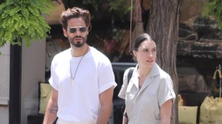 Ο Γιώργος Καράβας σε καθημερινές στιγμές με τη Ραφαέλα Ψαρρού