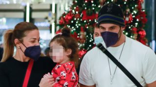 Η Ελένη Χατζίδου &amp; ο Ετεοκλής Παύλου σε χαλαρές οικογενειακές στιγμές με την κόρη τους