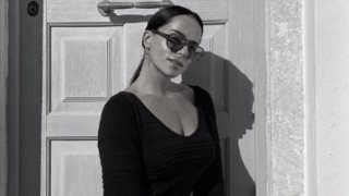 Οι φωτογραφίες της Μαρίας Αντωνά από τις διακοπές της στην Τήνο με τον Γιώργο Λιάγκα