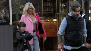 Γιώργος Μαυρίδης | Χαλαρές στιγμές με την Κρίστη Καθάργια και τον γιο της