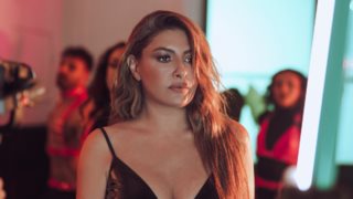 Η Έλενα Παπαρίζου για μια μοναδική συναυλία στο Βεάκειο