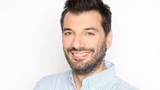 Ο Παναγιώτης Χατζηδάκης έγινε μπαμπάς! Η πρώτη φωτογραφία του μικρούλη