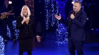 Η στιγμή που ο Ρέμος υποδέχθηκε την Κορομηλά στo show του MEGA