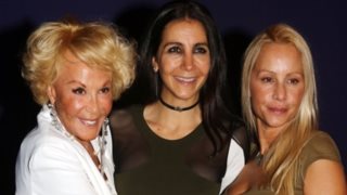 Στα δικαστήρια οι κόρες της Ζωής Λάσκαρη για την πολυτελή βίλα στο Πόρτο Ράφτη