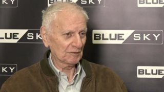 Κώστας Χαρδαβέλλας: "Αναρωτιέμαι πως δύο άντρες ή δύο γυναίκες μπορούν να παίξουν το ρόλο του φύλου του άλλου"