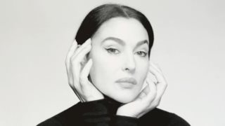 H Monica Bellucci μιλάει στη Madame Figaro λίγο πριν υποδυθεί τη Μαρία Κάλλας στο Ηρώδειο