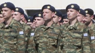 Οι πρώτες εικόνες του Στέφανου Κασσελάκη από τη στρατιωτική του θητεία στη Θήβα