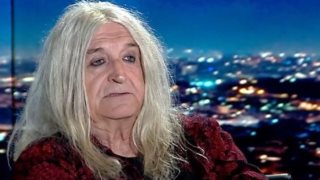 Ο Νίκος Καρβέλας αποκάλυψε τον λόγο που παντρεύτηκε με την Αννίτα Πάνια