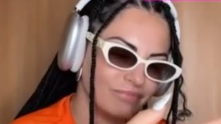 Συγκινήθηκε η Δήμητρα Αλεξανδράκη με την ερώτηση της Κατερίνας Καινούργιου