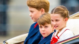 Family comes first: Ο "αυστηρός κανόνας" της Κέιτ Μίντλετον για να μην νιώθουν τα παιδιά της παραμελημένα στο σχολείο