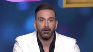 J2US | Σοκαρισμένος ο Νίκος Κοκλώνης - Η φάρσα on air