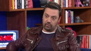 Ο Γιώργος Θεοφάνους στο &quot;Στούντιο 4&quot;: Ο λόγος που δεν μιλούσε με τον πατέρα του, η πράξη που μετάνιωσε &amp; το παρασκήνιο πίσω από την &quot;Πέτρα&quot; της Δέσποινας Βανδή και τον χωρισμό της