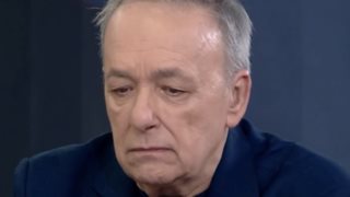 Δάκρυσε ο Ανδρέας Μικρούτσικος: "Πάντα την πατάω… Είναι μια αδυναμία μου"