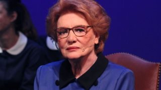 Η Μάρω Κοντού σε βραδινή έξοδο με το πιο πολυσυζητημένο χρώμα της φετινής σεζόν