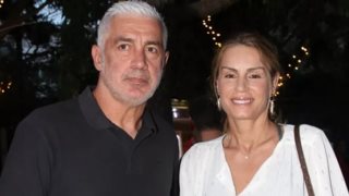 Ο Αντώνης Νικοπολίδης με τα 17χρονα δίδυμα παιδιά του στο γήπεδο