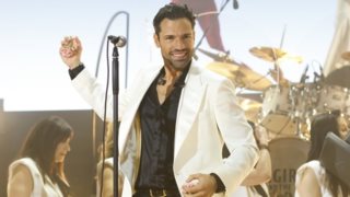 Η πρώτη εμφάνιση του Κωνσταντίνου Αργυρού στη σκηνή μετά την είδηση ότι θα γίνει πατέρας