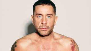 "Ο Γιώργος Μαζωνάκης έχει απομακρυνθεί από ολόκληρη την οικογένεια, δεν μιλάει με τη μητέρα του εδώ και μήνες"