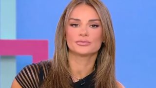 Ελένη Τσολάκη: &quot;Τόση ώρα που πήρε ο Νταλάρας να επιπλήξει τα παιδιά, θα έλεγε ένα περαστικά στη Μαρινέλλα&quot;