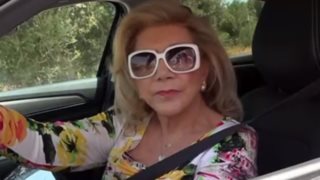 Η Λίτσα Πατέρα απαντά στις φήμες που την θέλουν εκτός ΑΝΤ1 μετά από 34 χρόνια