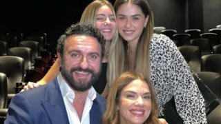 Η Σάντρα και η Χαρά από "Το σόι σου" αναβίωσαν μια από τις πιο αγαπημένες σκηνές της σειράς