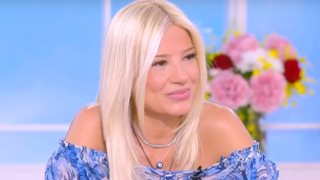 Φαίη Σκορδά: "Είμαι σε μία φάση που σε όλα βάζω ένα ερωτηματικό, είναι περίεργο αλλά όλα είναι μέσα στη ζωή"