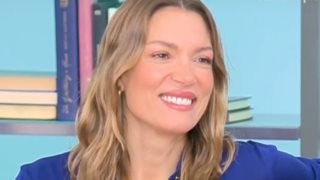 H Βίκυ Καγιά απαντά για τις αντιδράσεις που προκάλεσε το ταξίδι με την Αθήνα Οικονομάκου στο Ντουμπάι