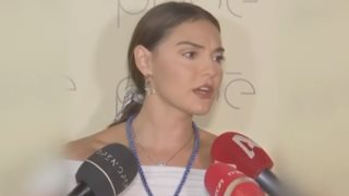 Αντέδρασε η Βρισηίδα Ανδριώτου σε ερώτηση για την Ιωάννα Τούνη: "Δεν με ενδιαφέρει τι κάνει η οποιαδήποτε influencer"