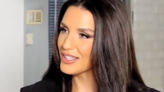 Ιουλία Καλλιμάνη: "Μου κόστισε η απώλεια του πατέρα μου, ένα παιδί το βιώνει πολύ έντονα"