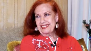 Νεφέλη Ορφανού: "Έβγαινα από το σπίτι και ήταν 20 άτομα να πάρουν αυτόγραφο - Τότε σταμάτησα να έχω έπαρση"