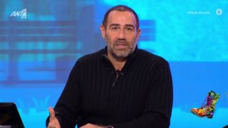 Η έναρξη του "Ράδιο Αρβύλα" μια μέρα μετά τον σάλο &amp; την απομάκρυνση του Στάθη Παναγιωτόπουλου – Τα πρώτα λόγια του Αντώνη Κανάκη