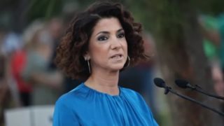 Αλεξία Μπακογιάννη | Η σπάνια εμφάνιση σε glam party στην Αθήνα - Ανανεωμένη με νέο look