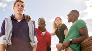 #SeasonFavorites: Το ιδανικό polo shirt για την γκαρνταρόμπα σου