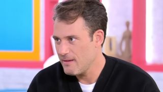 Ο Αντίνοος Αλμπάνης ενεπλάκη σε τροχαίο λίγες ώρες πριν εμφανιστεί στο &quot;Breakfast@Star&quot;