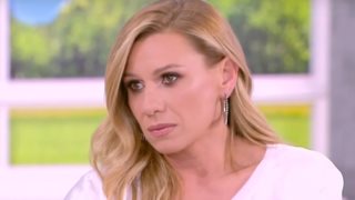 Η αμηχανία της Κατερίνας Καραβάτου όταν ρωτήθηκε για την προσωπική της ζωή: "Άκου τώρα τι γίνεται…"