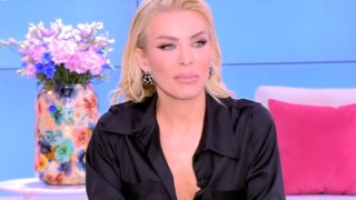 Οι ευχές της Κατερίνας Καινούργιου στην Κωνσταντίνα Σπυροπούλου και τον Βασίλη Σταθοκωστόπουλο για τη γέννηση του γιου τους