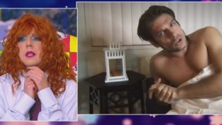 Η Βάνια πάει L.A. για να κάνει trend τα ελληνικά!