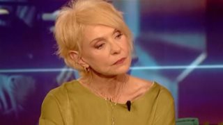 Ναταλία Τσαλίκη: &quot;Έμαθα να αποφασίζω πότε θα εκτεθώ - Δεν μπορώ τους ηθοποιούς που βγαίνουν με μια άνεση στην σκηνή&quot;