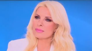 Ελένη Μενεγάκη: "Στην αρχή δε μπορούσα να καταλάβω αν είναι όντως στο σπίτι του Κασσελάκη"