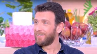 O Θανάσης Πάτρας για τις φήμες για το "MEGA Καλημέρα": "Δεν τέθηκε ποτέ τέτοιο θέμα από το κανάλι"