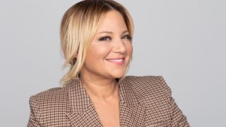 Στο δερματολόγο η Νάνσυ Ζαμπέτογλου | Η θεραπεία που κάνει την επιδερμίδα της να λάμπει