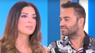 Η Σταματίνα Τσιμτσιλή αιφνιδίασε on air τον Κώστα Φραγκολιά: "Είδα την Άννα Βίσση και μου είπε να σου δώσω φιλιά"